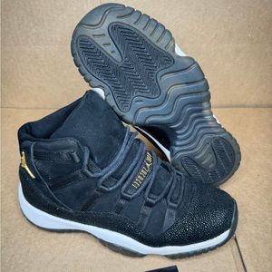 Jordan 11 Heiress Black Stingray
